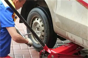 新林区附近拖车24小时服务热线电话